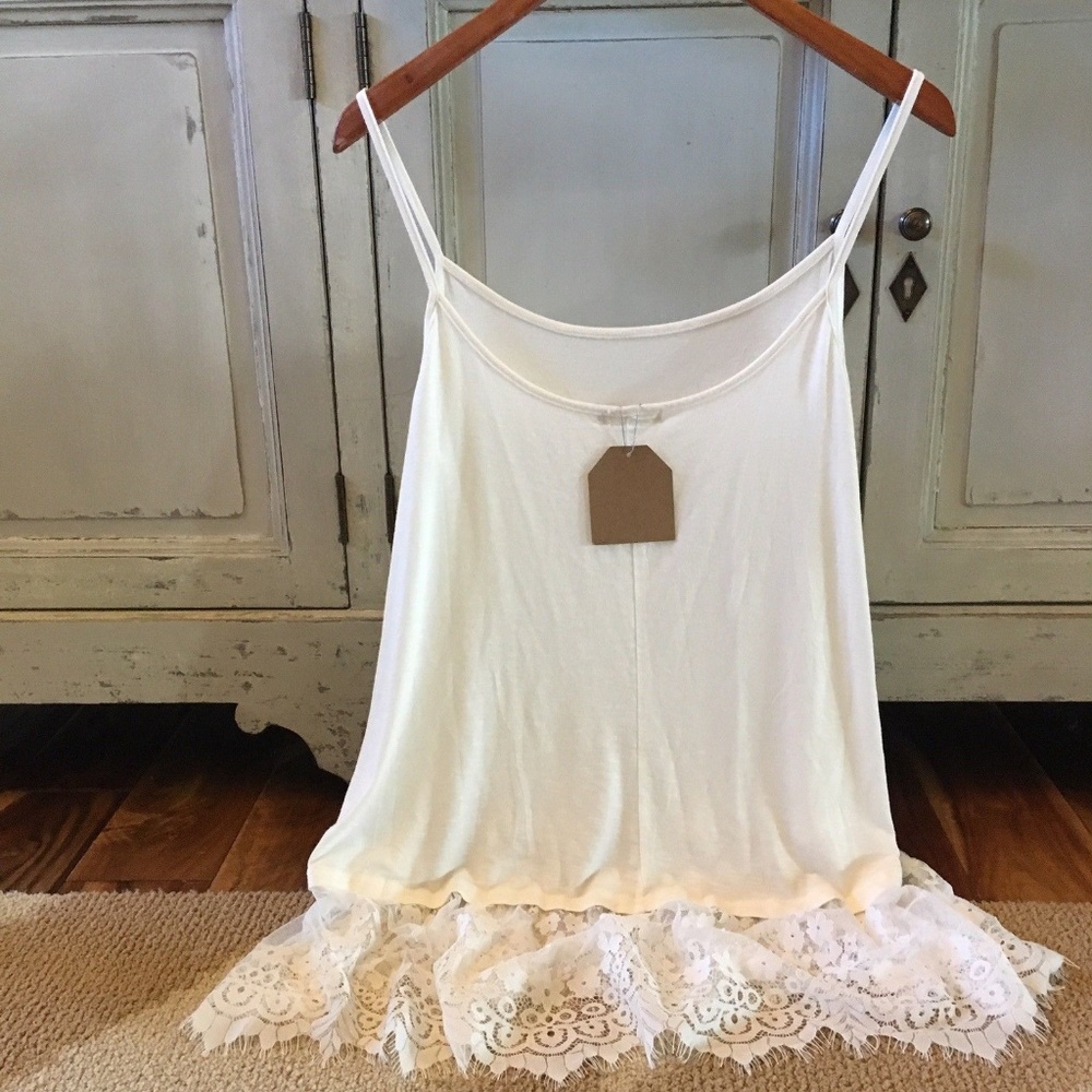 New White Lace Hem Layering Tank Top Extender - Picture 3 of 4